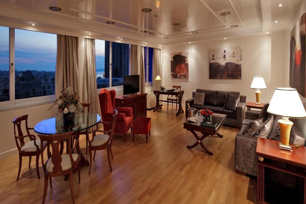 Piraeus Theoxenia Hotel Ngoại thất bức ảnh A suite at the Hotel InterContinental Madrid