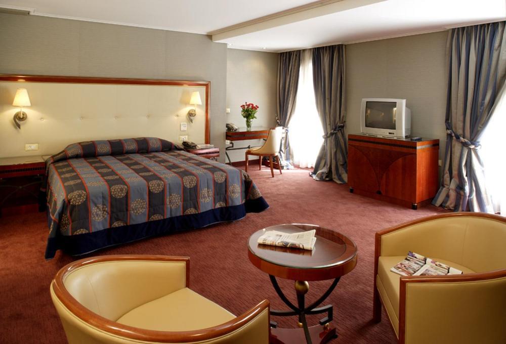 Piraeus Theoxenia Hotel Ngoại thất bức ảnh