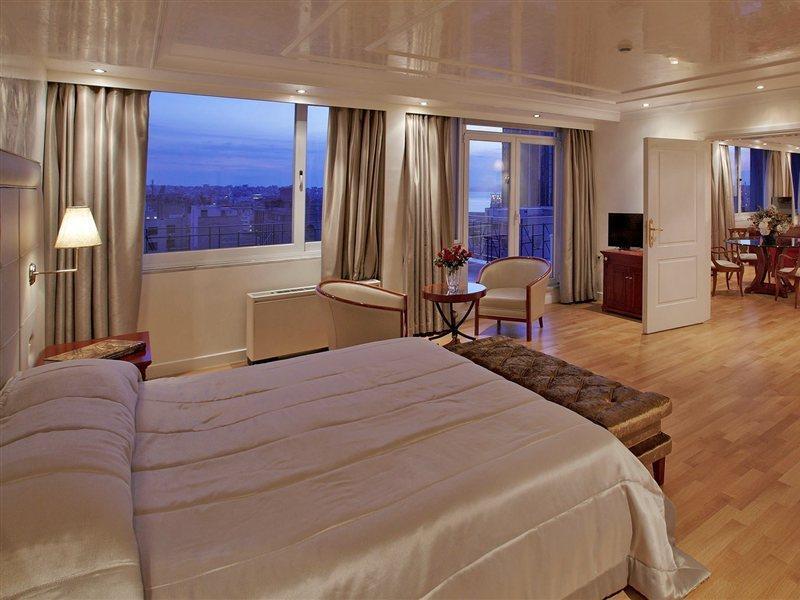 Piraeus Theoxenia Hotel Ngoại thất bức ảnh Suite at the Hotel Excelsior