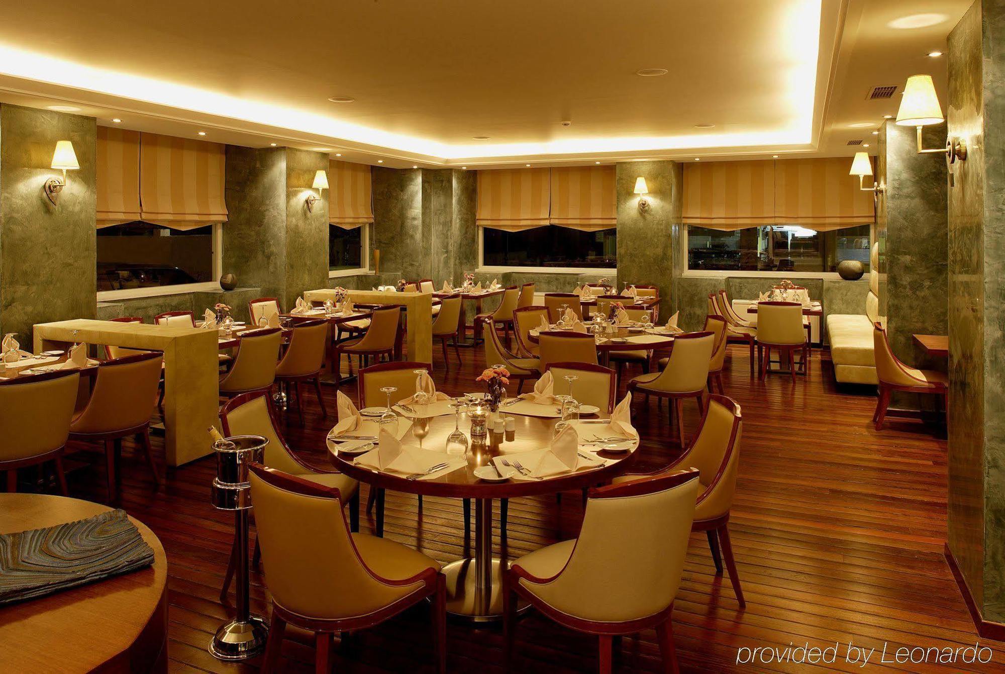 Piraeus Theoxenia Hotel Nhà hàng bức ảnh The interior of the restaurant